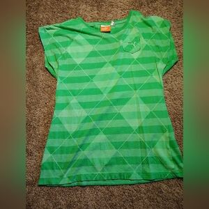 Puma Womens T Shirt green small